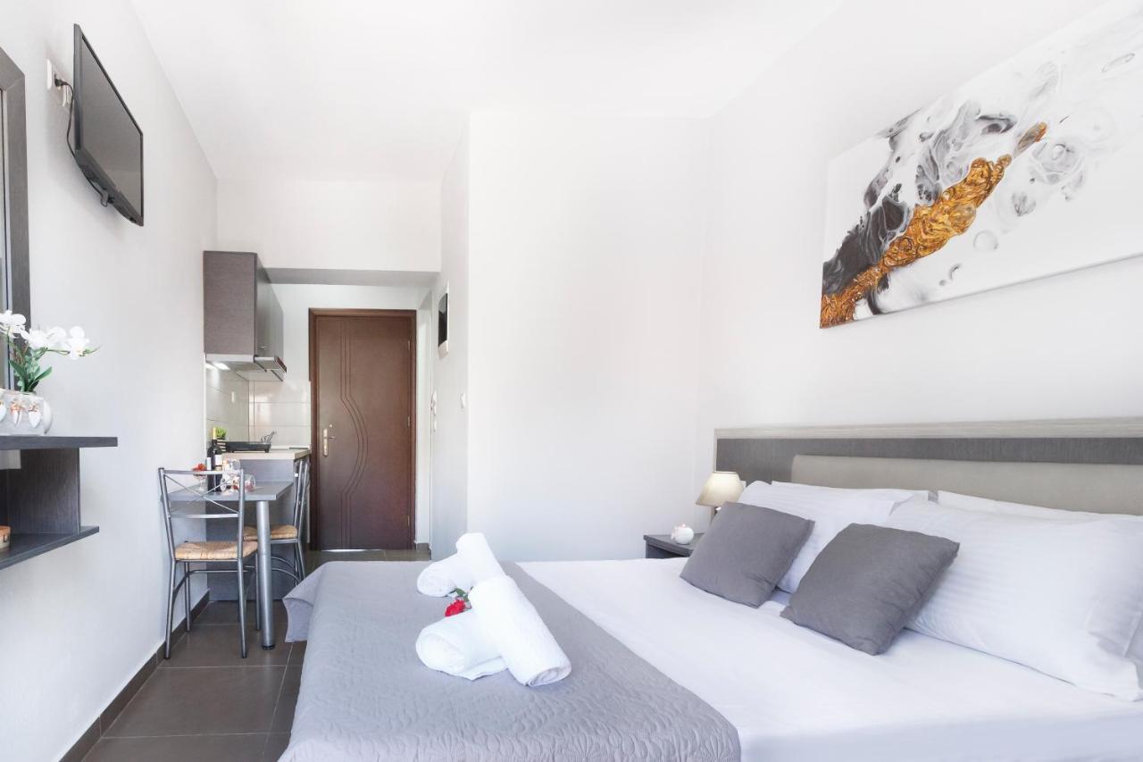 Caretta Blue Apartments 波利克罗诺 外观 照片