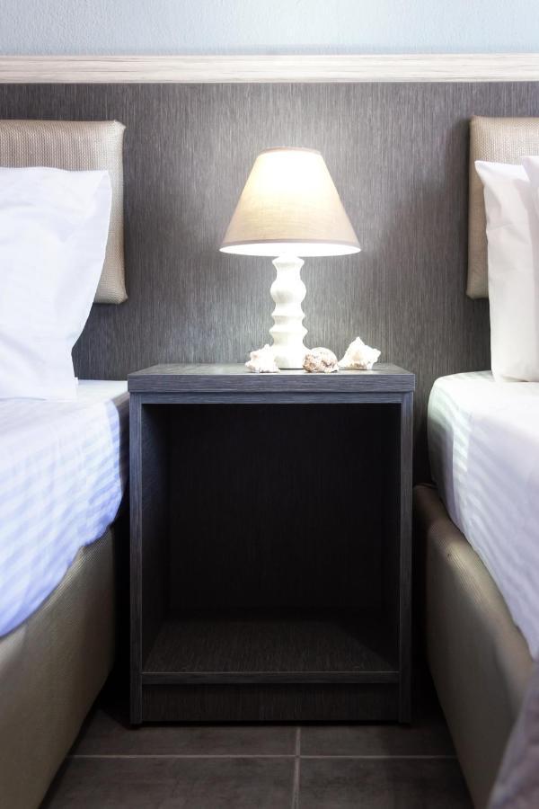 Caretta Blue Apartments 波利克罗诺 外观 照片