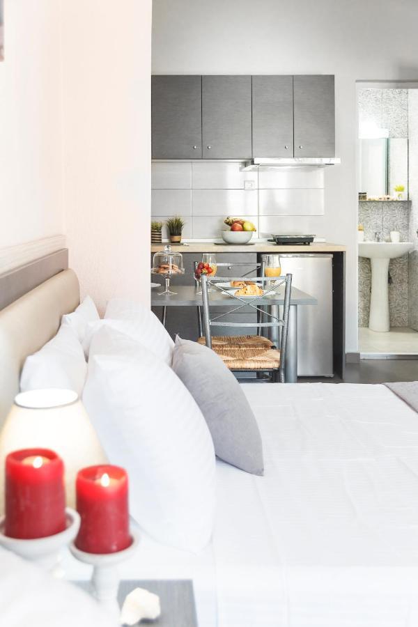 Caretta Blue Apartments 波利克罗诺 外观 照片